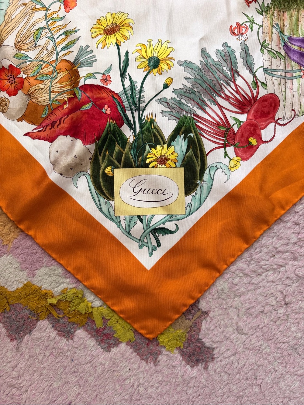 Vintage Gucci 1970’s silk scarf
